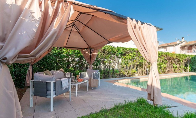 San Donato Villa | Estupenda casa de vacaciones privada con jacuzzi, WIFI, piscina privada, TV, patio y aparcamiento