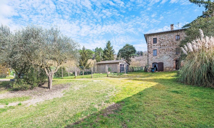 Todi Villa | Preciosa casa de vacaciones privada con WIFI, piscina privada, TV, mascotas permitida, aparcamiento
