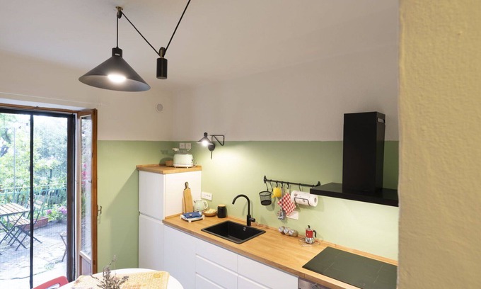 Civezza Casa | Estupenda casa de vacaciones privada con WIFI, terraza, vista panorámica y aparcamiento