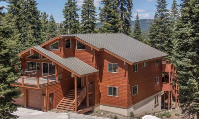 Truckee Casa | impresionante y tranquilo santuario de Tahoe Donner