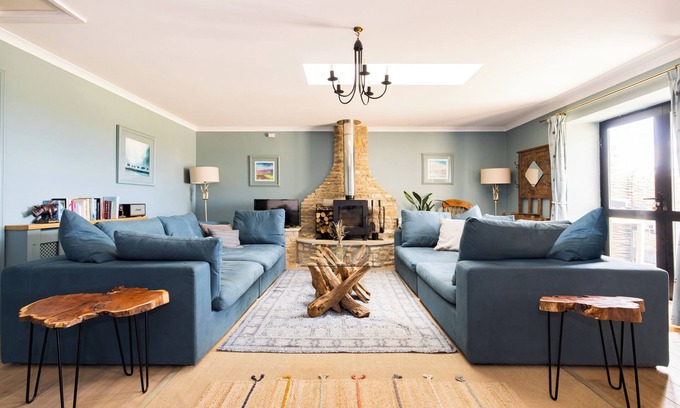 Frome Casa | Stunning Renovation edge of Frome + country views