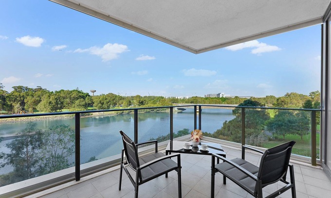 Tempe Apartamento | Stunning Riverview 3Bedroom Apt/Wolli Creek/Great Transport links/Free Parking