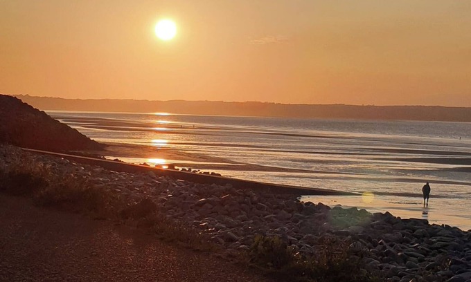 Penmaenmawr Casa | Stunning Sea View Blue Haven in Penmaenmawr