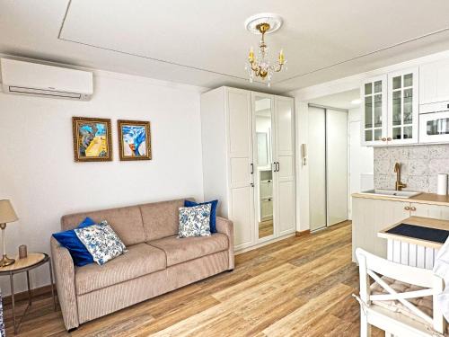 Les Baumettes Apartamento | Stunning Studio Rue France Promenade des Anglais