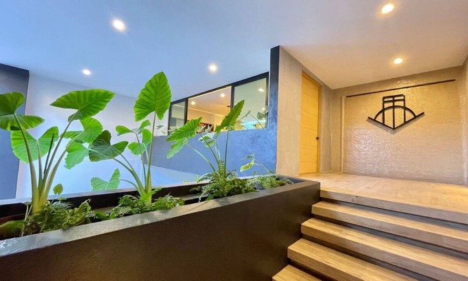 Lázaro Cárdenas Condominio | Stunning sunset view from the rooftop infinity pool. 5 min walk to the beach.