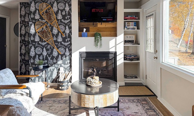 Lincoln Condominio | Stunning View, 3 minutes to Loon, NEW Renovation!