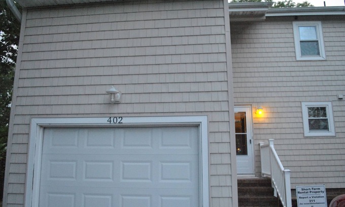 Croatan Beach Casa | Stunning view of Lake Christine w/a 3-min walk to Croatan beach!