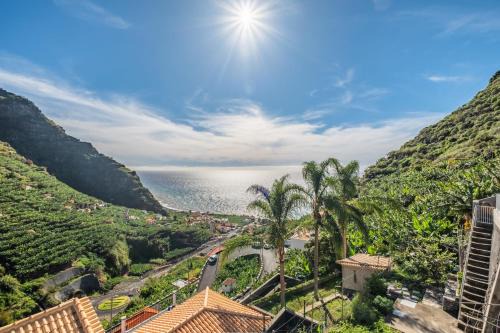 Ponta do Sol Casa | Stunning view set in nature - Recanto of the sea