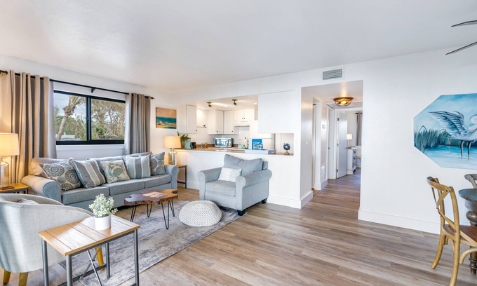 Captiva Complejo | Stunning Views Casual Lux Décor - Directly on the Beach Jensen's “On the Gulf” North Beach 2