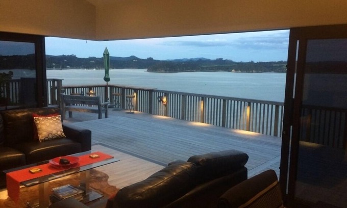 Paihia Casa | Impresionantes vistas en una magnífica ubicación junto al agua