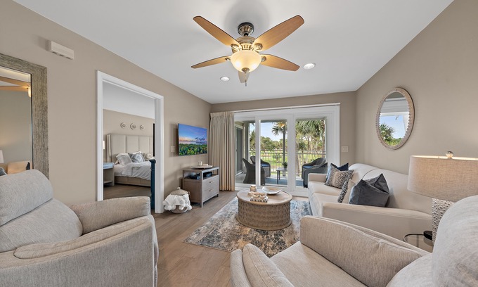 Seabrook Island Casa | Impresionante Villa y Vistas! ¡Al otro lado de las instalaciones de Beach & Club! ¡Mascota amigable!