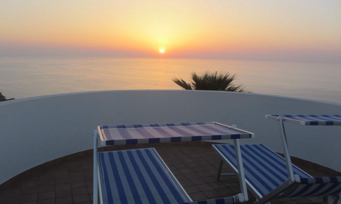Marina di Zambrone Villa | Impresionante Villa con Impresionantes vistas al mar