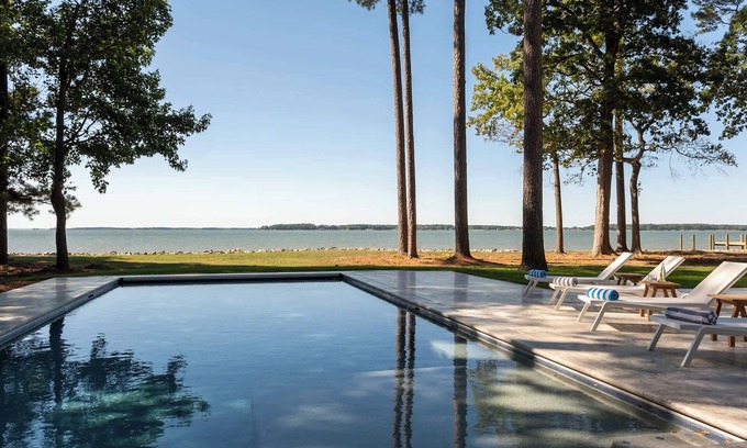 Royal Oak Casa | Stunning Waterfront Escape with New Pool
