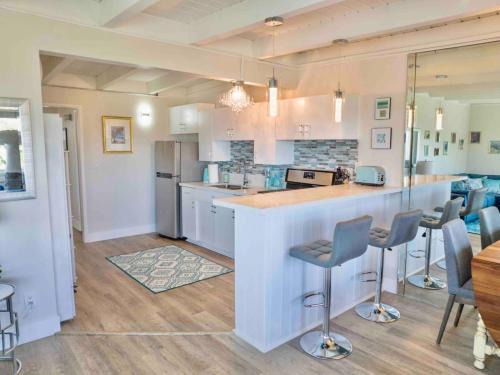 Laguna Beach Casa | STUNNINGLY PERFECT Beach ALL NEW REMODEL Galore