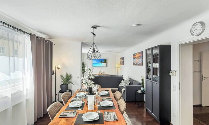 Gansheide Apartamento | Stylischer Stgt Stay – 11 Pers., Stilvoller Stuttgart Aufenthalt für 11 Pers