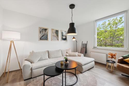 Sudostviertel Apartamento | Stylisches Apartment, 2-5 Personen, Zentral, Nähe Messe