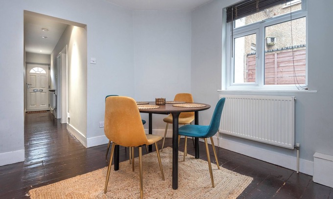 Tooting Apartamento | Stylish 1-Bed with Private Entrance & Garden