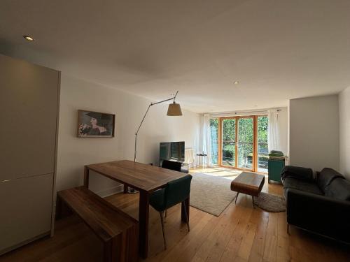 Larkhall Apartamento | Stylish 1BD Flat in Gated Community Clapham