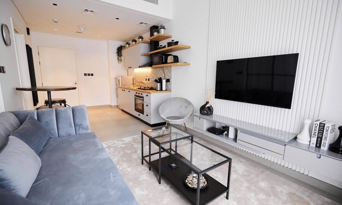 Al Quoz Apartamento | Stylish 1BR Apt in Dubai Hills