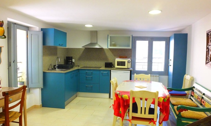 Ceret Apartamento | Elegante apartamento de 2 dormitorios en el corazón del casco antiguo Céret