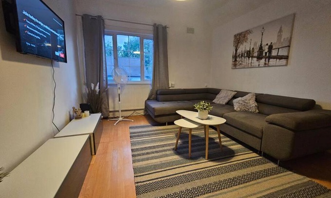 Hunton Bridge Apartamento | Stylish 2 Bed Apt - Harry Potter/Leavesden Studios/Watford/Hemel Hempstead - Families/Professionals & Contractors Welcome - Serviced Accomodation