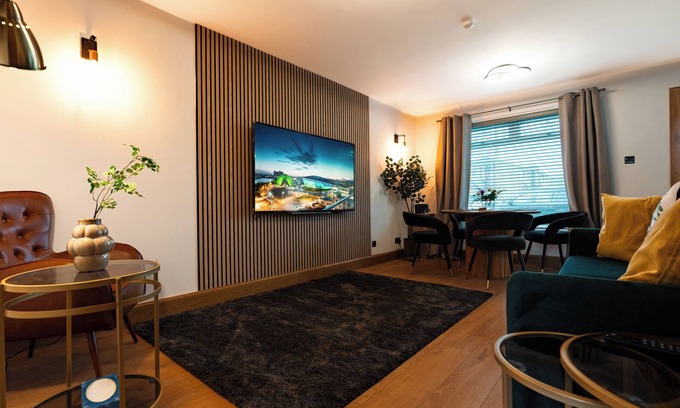 Newton Mearns Casa | Stylish 2 Bedroom home in Glasgow