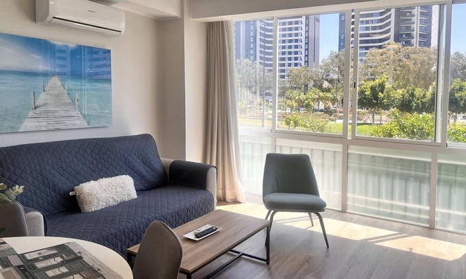 Palma-Palmilla Apartamento | Elegante apartamento 2 hab., cerca del centro, Wi-Fi y aire acondicionado