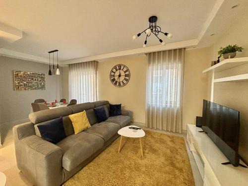 Gzira Apartamento | Stylish 2 Bedrooms apartment in Gzira