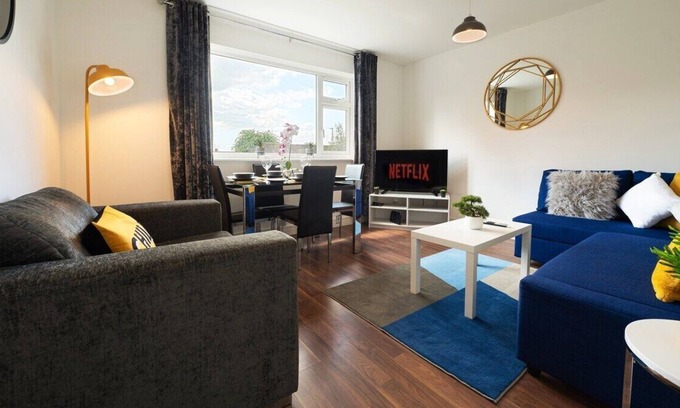 Hinckley Casa | ❤️New Spacious 2 BR Apartment w/Parking+Wifi