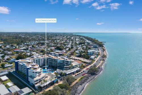 Urangan Apartamento | Stylish 2B Villa Ocean Poolside