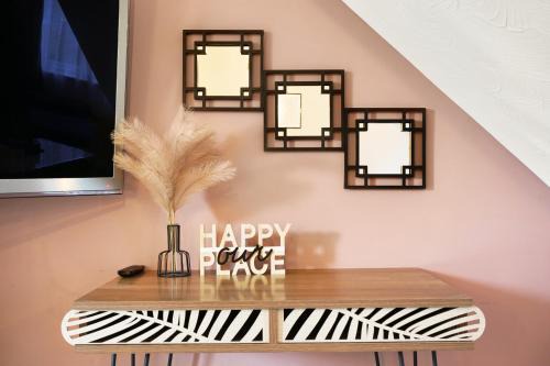 Aylesbury Casa | Stylish 2BR Aylesbury Home, Sleeps 4, Parking, Work, Leisure, Friendly