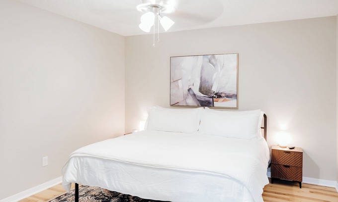 Mobile Apartamento | Stylish 2BR Escape | Relax in Modern Comfort
