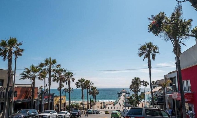 El Porto Apartamento | Stylish 2BR Family Suite in Manhattan Beach