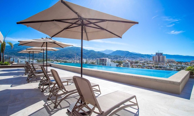 Díaz Ordaz Condominio | Stylish 2BR Retreat in Versalles