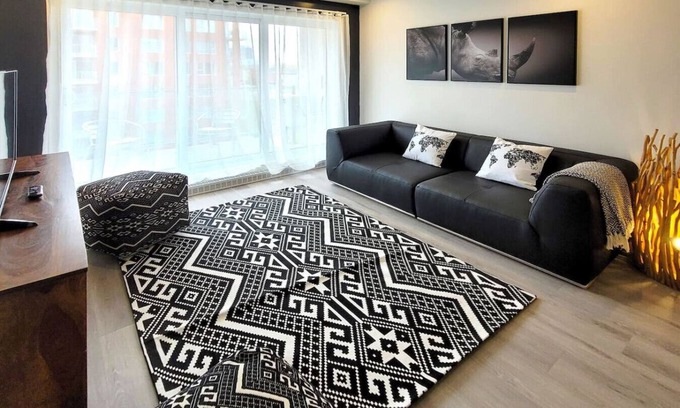 Brossard Apartamento | Stylish 2BR with Skyline Views, Near Brossard Park