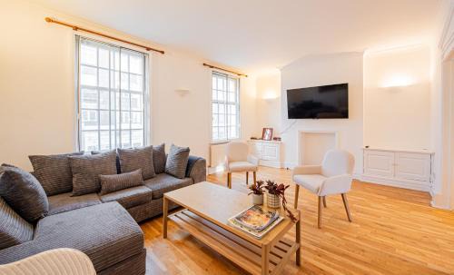Town Apartamento | Stylish 3-Bed Apartment in Prime Fulham Location