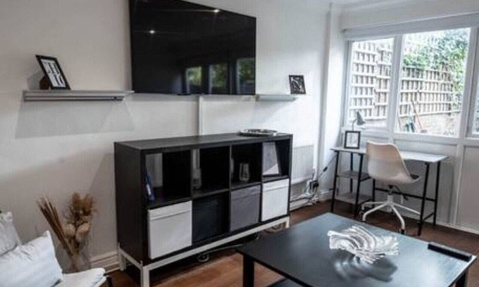 Streatham Hill Casa | Stylish 3 BR House close to Streatham Hill station