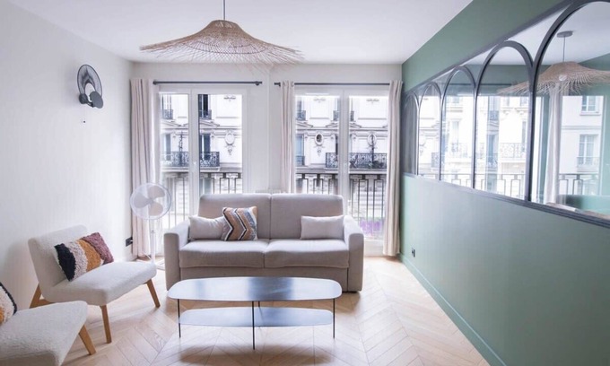 Quartier de l'Ecole-Militaire Apartamento | Stylish 3BD for 10 guests next to Invalides!