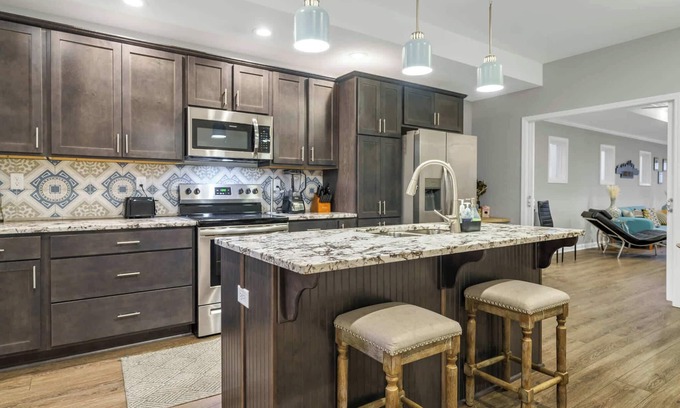 Shelby Park Apartamento | Stylish 3BR 2BA Retreat in the Heart of Louisville
