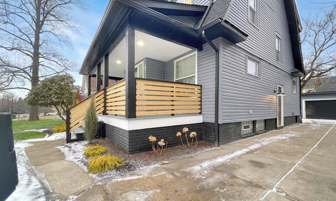 Cleveland Heights Casa | Stylish 3BR in Cleveland Hts | Close to Clinic, UH