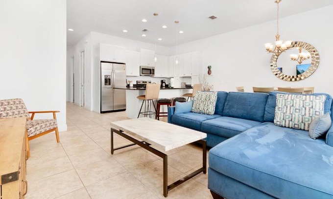 Davenport Casa | Stylish 3BR Townhouse with Pool near Disney