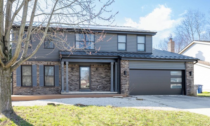 Reynoldsburg Casa | Stylish 4 bed 2.5 bath home in Reynoldsburg