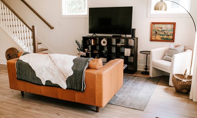 Athens Casa | Luxe 4BR Escape by MHM Luxury Properties