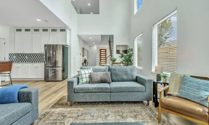 West Dallas Casa | Stylish 4BR Getaway with Cozy Touches & Amenities