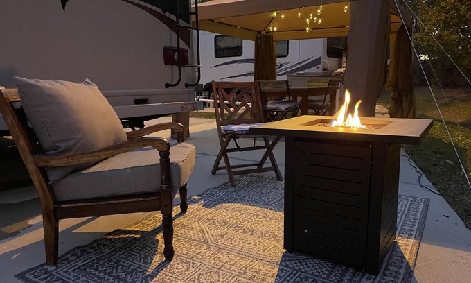 Marco Island Casa | Stylish and Comfortable RV in 55 plus Community