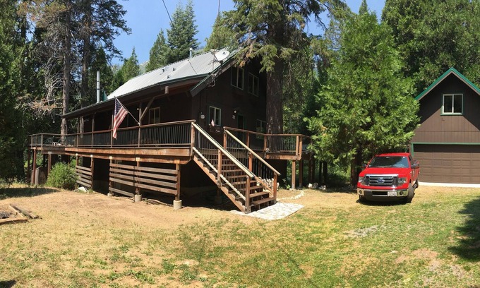 Strawberry Casa | $ 175 / n este fin de semana en nuestro hogar de ensueño en Riverside