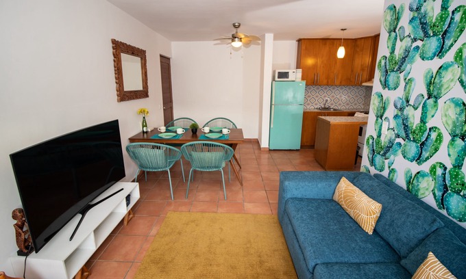 Ampliación Juárez Condominio | Stylish and Spacious 2BR Penthouse. Walk to Downtown and Medano Beach!