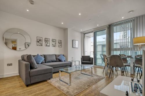Vauxhall Apartamento | Stylish and Spacious- One Bed in Nine Elms
