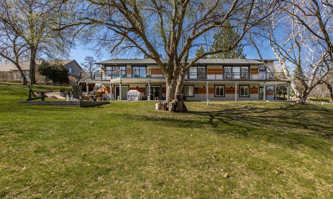 Rochester Casa | Stylish and spacious house Near Mayo Clinic