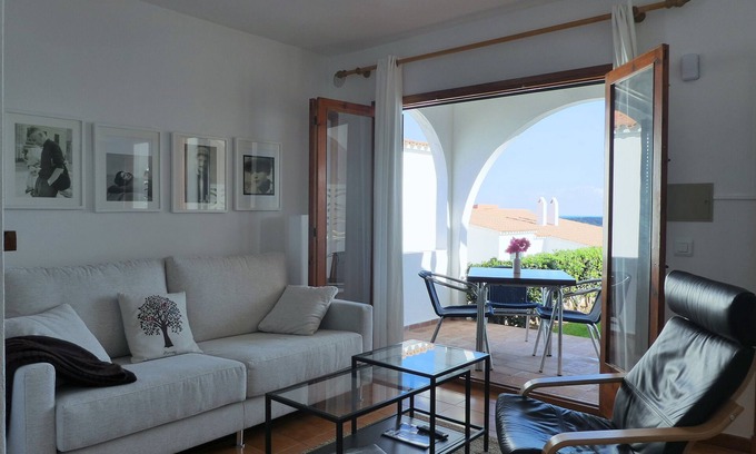 Arenal d'en Castell Apartamento | Bello apartamento con vistas al mar - ¡A sólo 5 min de la playa!